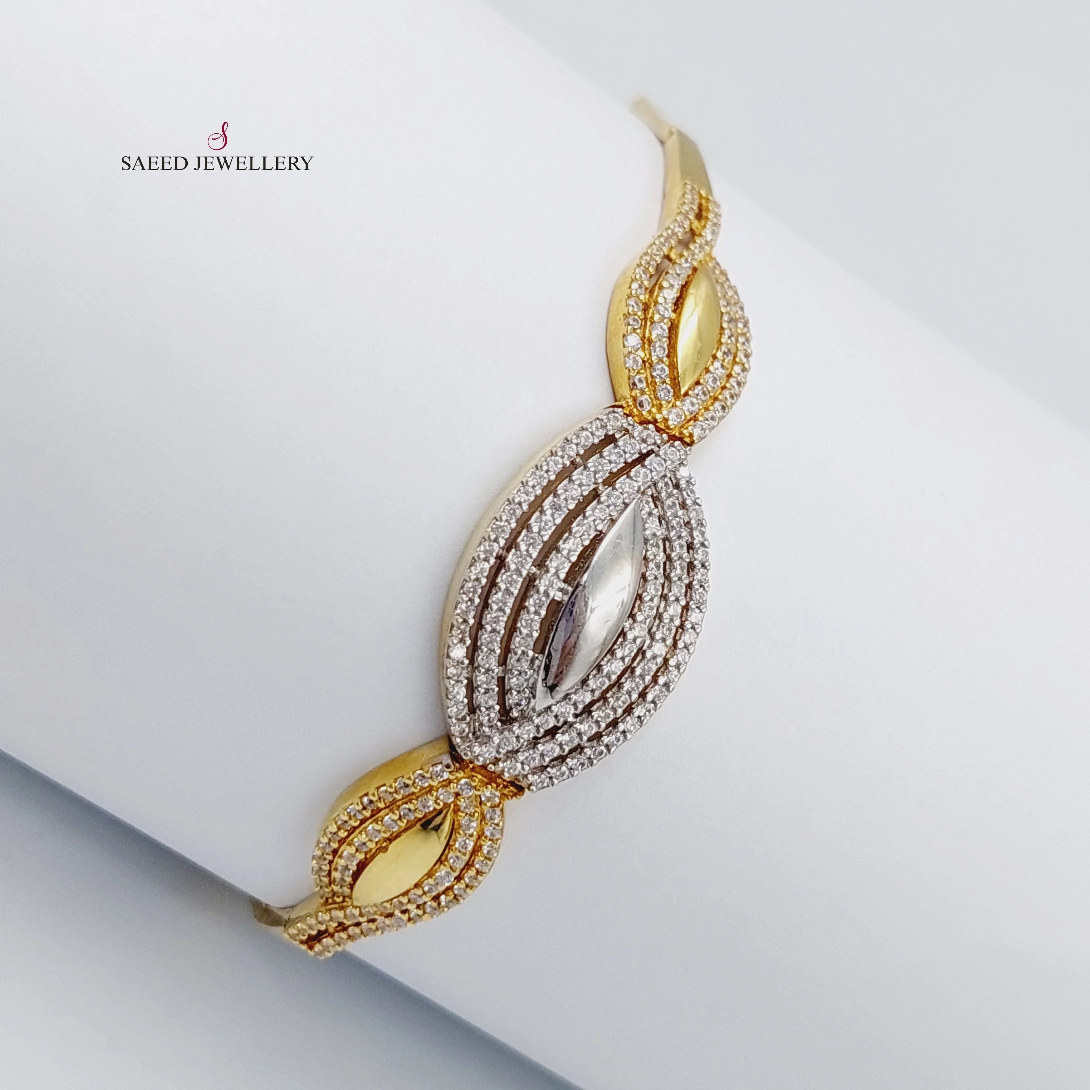 Three Pieces Zircoined Set - Image 5