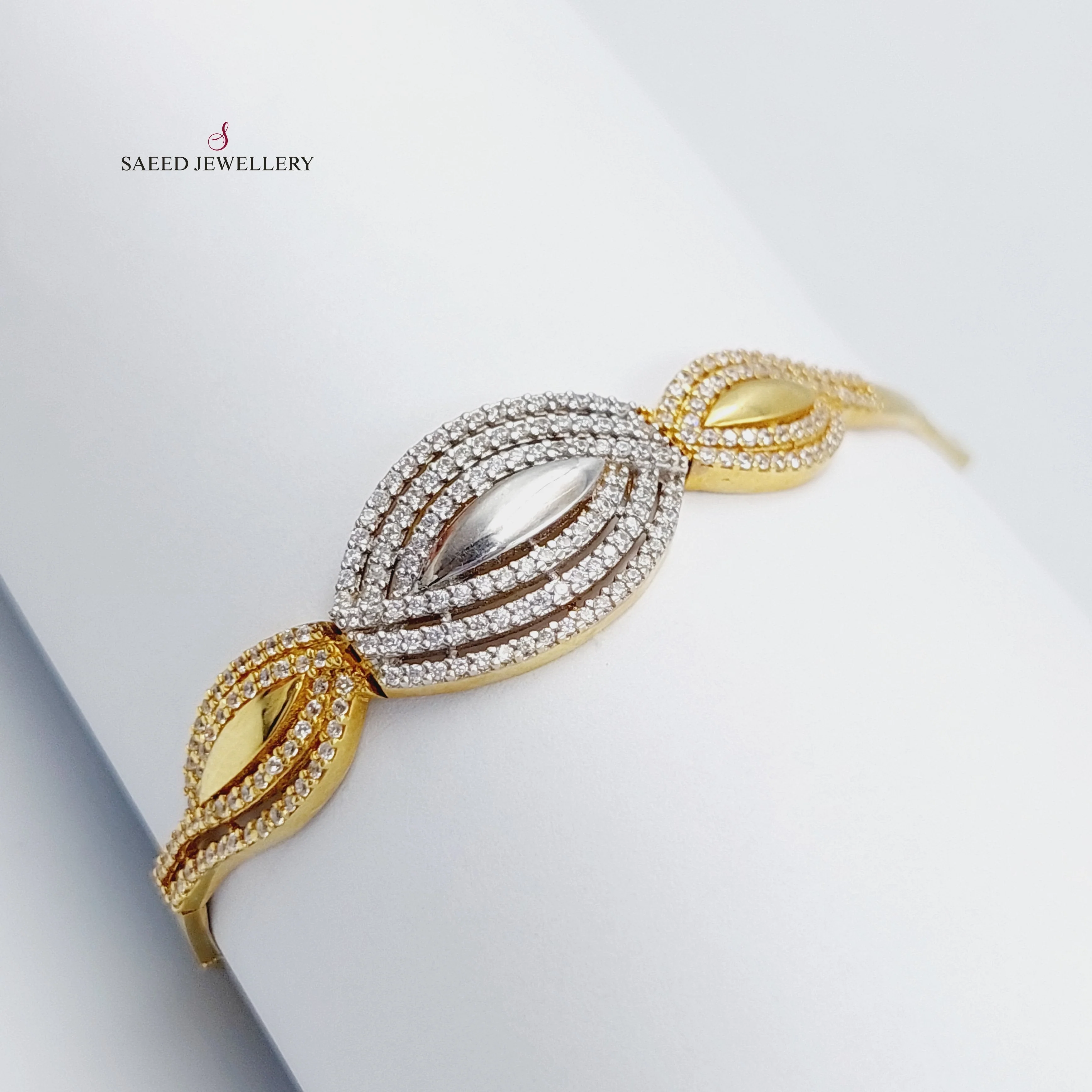 Three Pieces Zircoined Set - Image 6