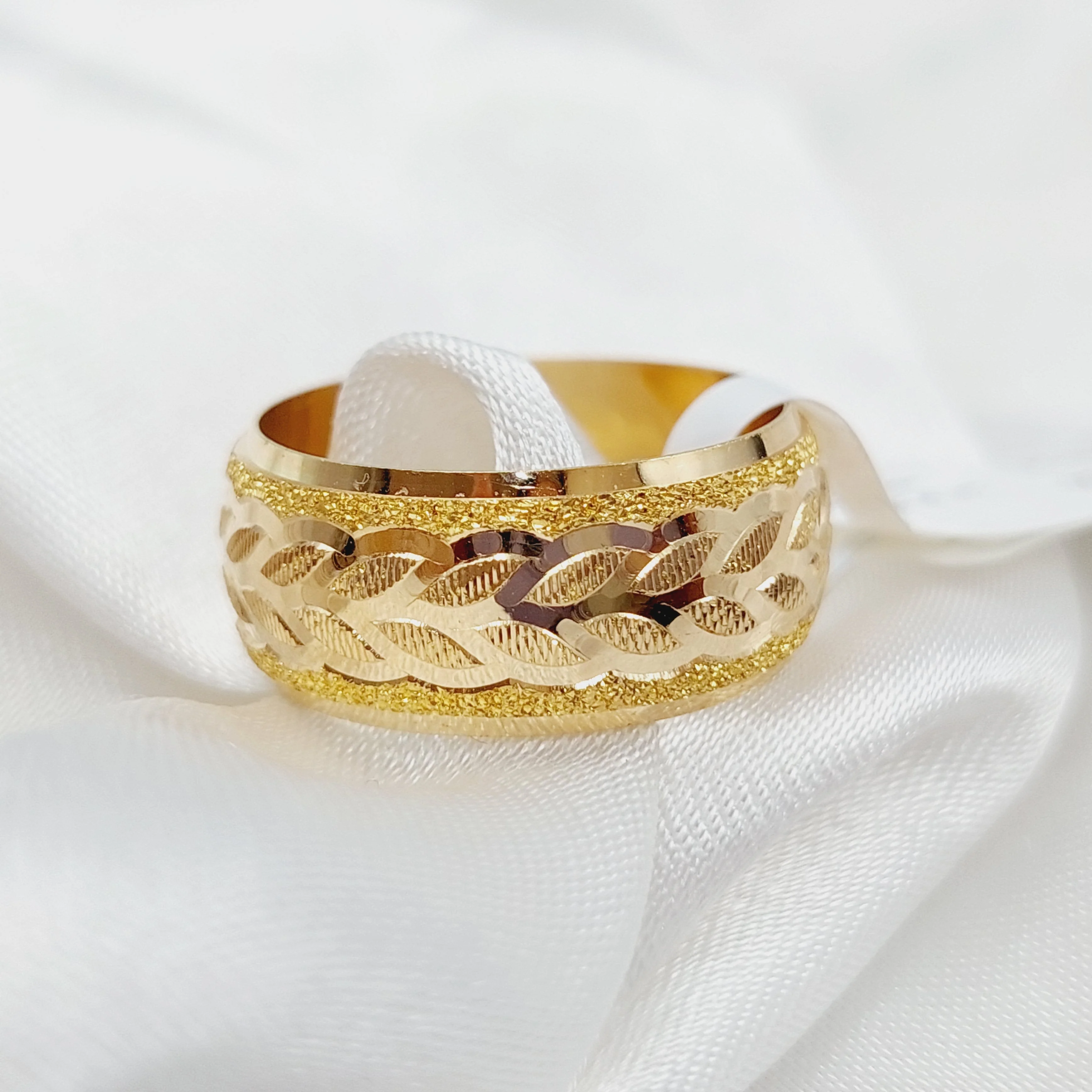 Laser Wedding Ring - Image 6