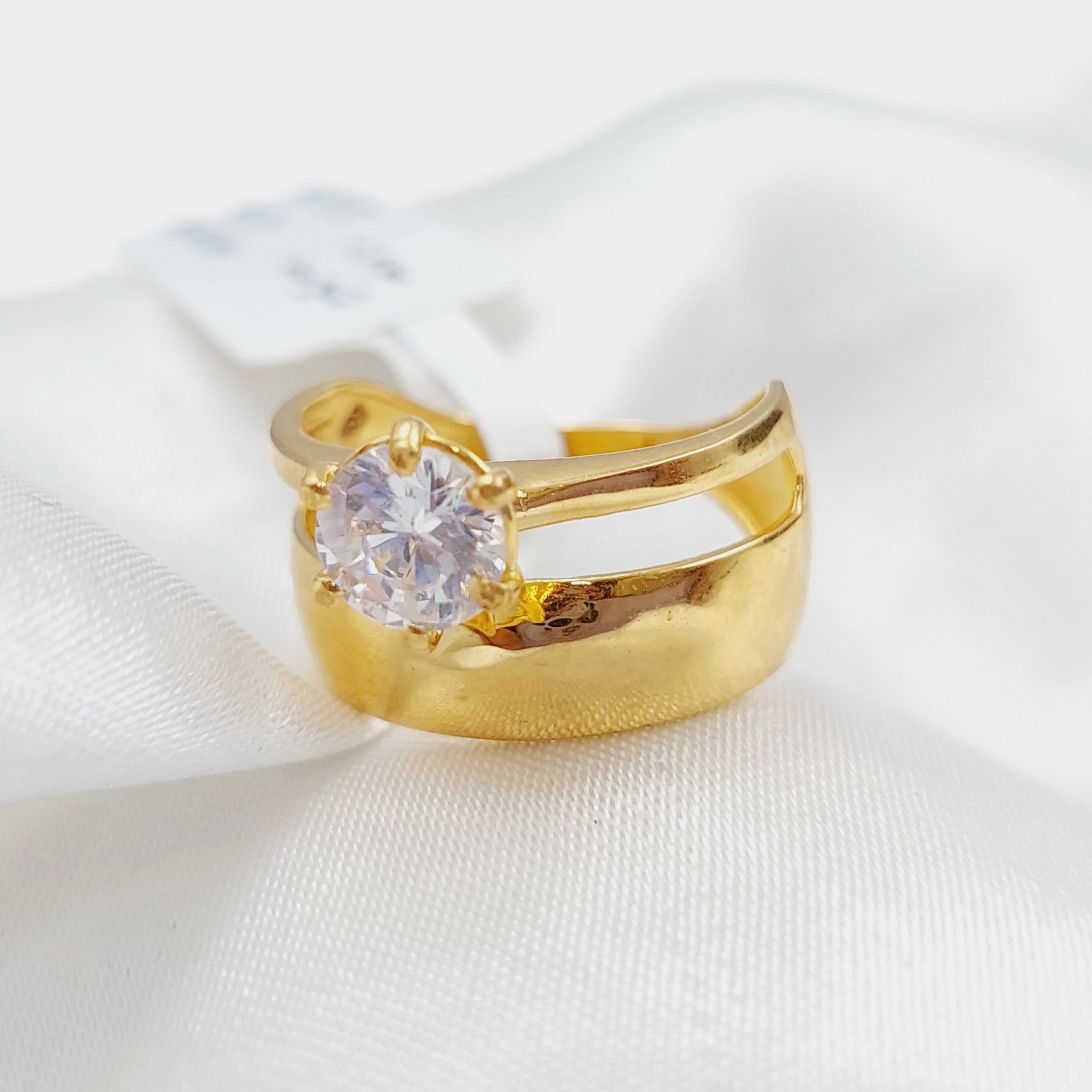 Twins Engagement Ring - Image 5